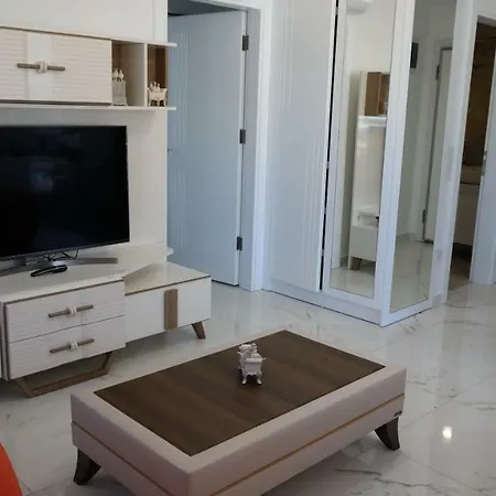 Apartmán Апартаменты В Районе Пляжа Клеопатры *
